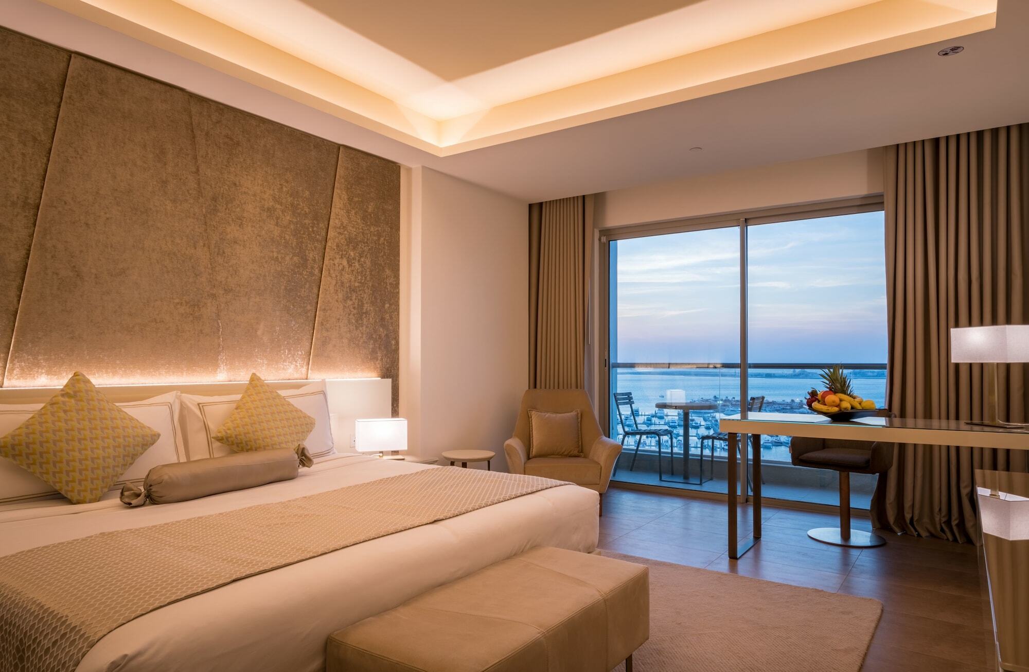 Solymar & 5* Manama